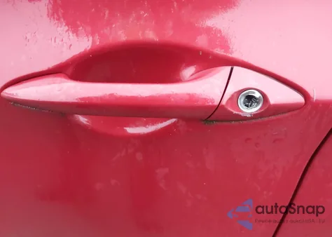 2013 Hyundai Elantra Gls z USA, uszkodzony, nr VIN KMHDH4AE4DU726045